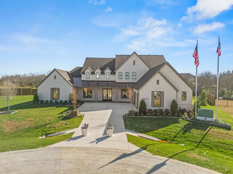 Community Profile: The Arbors at Lakewood Village